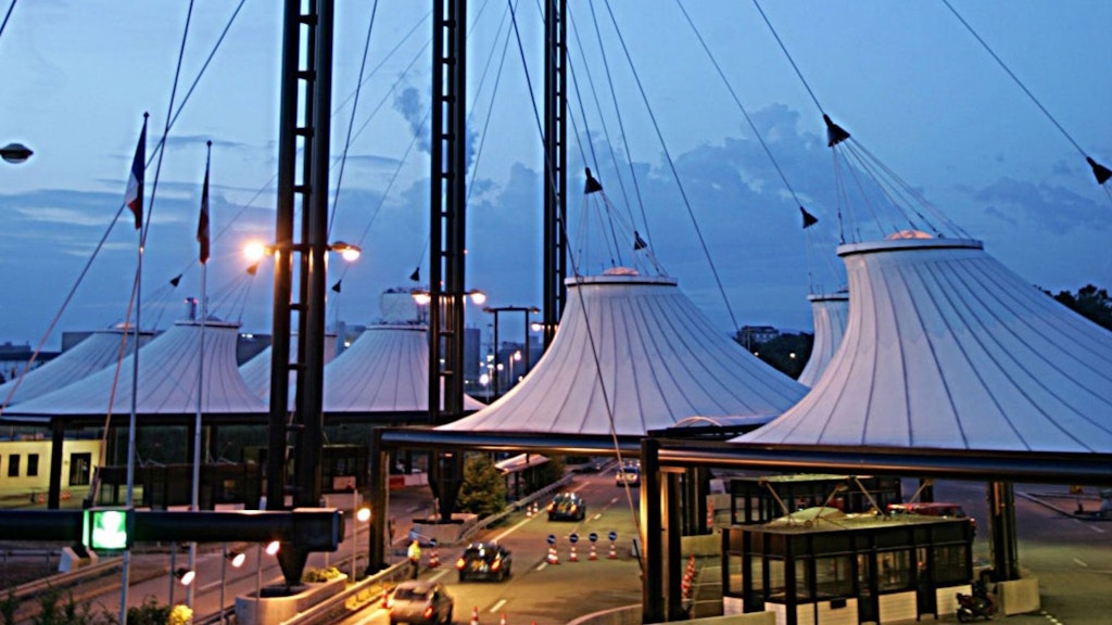 Bild des Grenzübergangs in Basel bei Morgenlicht