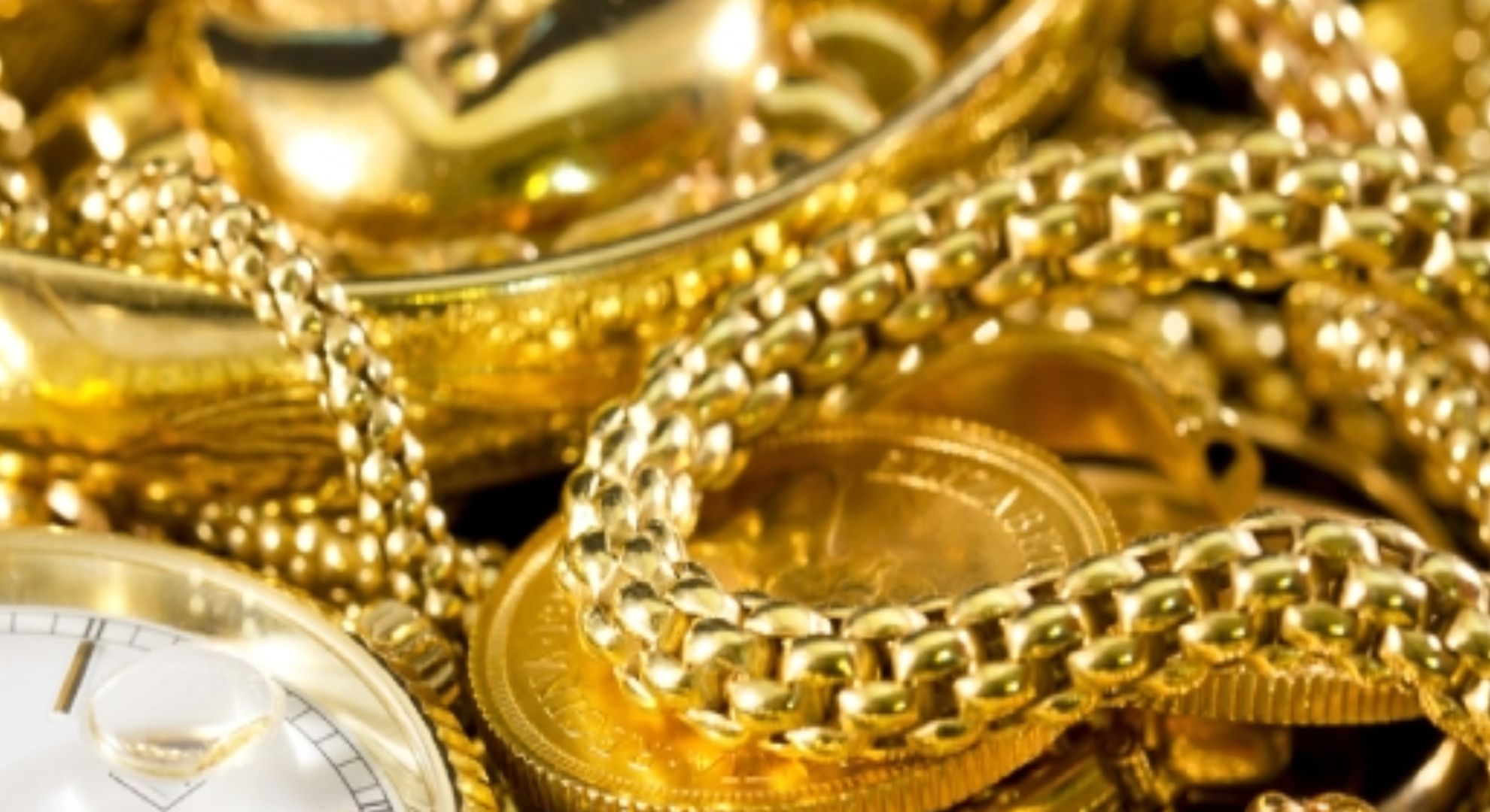 Uhren und Schmuck aus Gelbgold