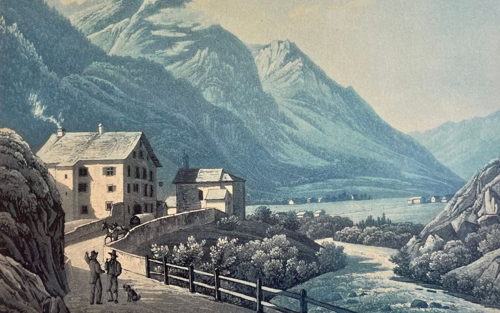 Una rappresentazione pittoresca di un paesaggio alpino con montagne, un fiume e edifici in primo piano. Due persone e un cane sono visibili su un sentiero. 